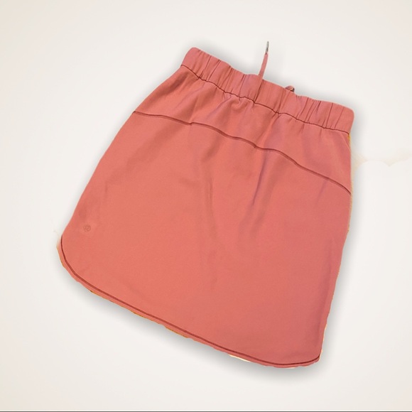 Lululemon On The Fly Skirt Misty Merlot - Picture 2 of 6